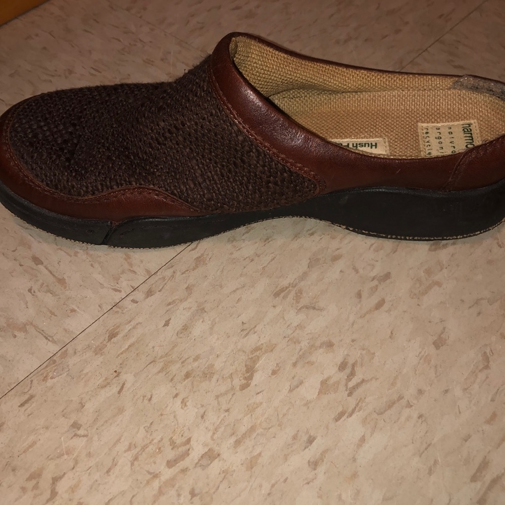 Shoes - Picture 5 of 5